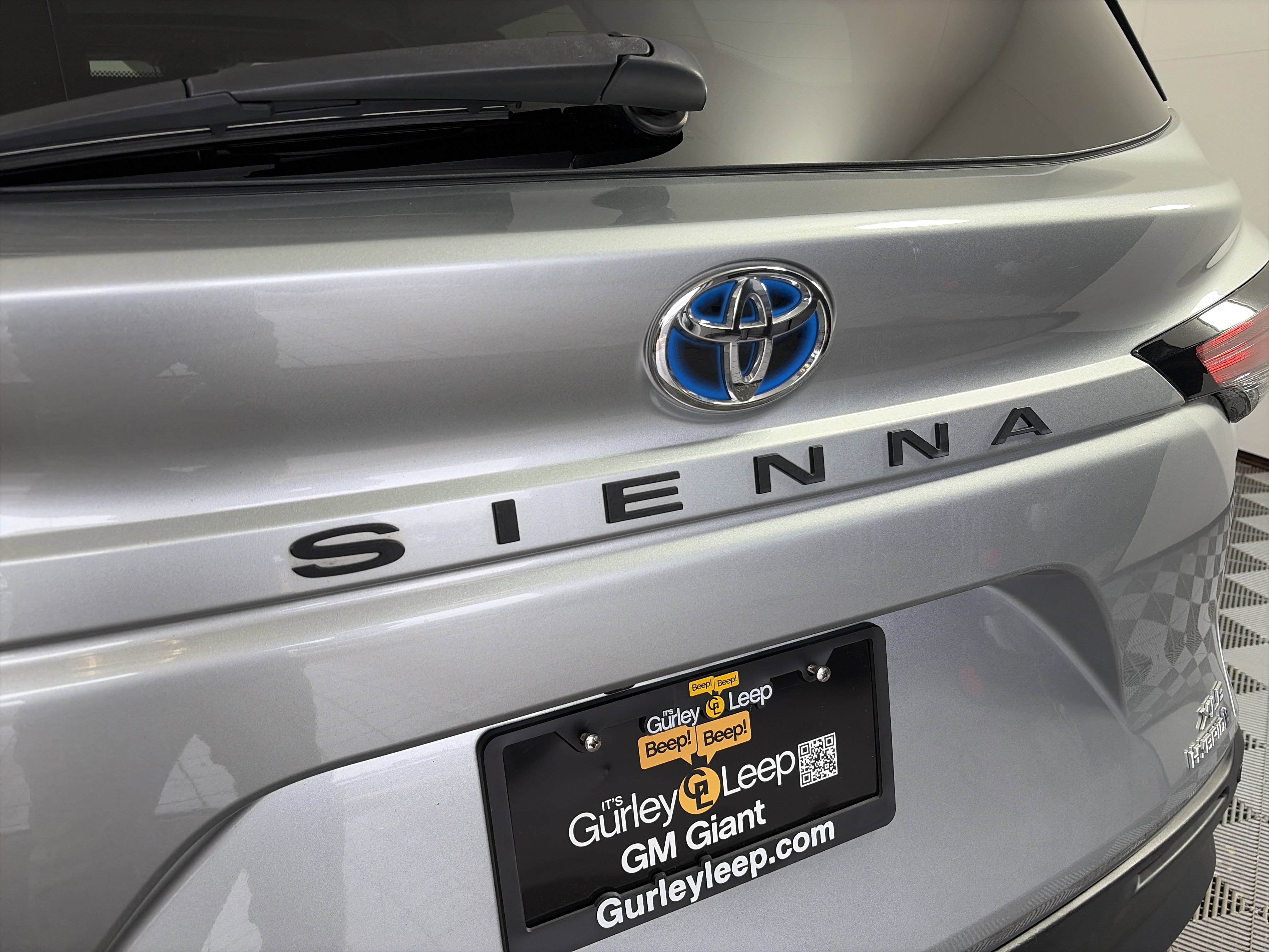 Used 2021 Toyota Sienna XLE image 20