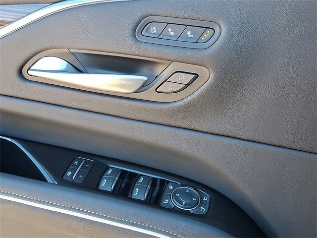 Certified 2024 Cadillac Escalade ESV Premium Luxury image 24