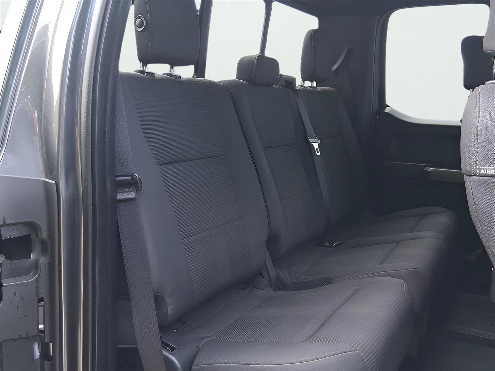 Used 2016 Ford F150 XLT w/ Equipment Group 302A Luxury AWD/4WD image 11