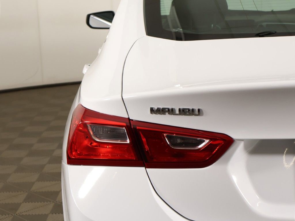 Used 2025 Chevrolet Malibu LS FWD image 14