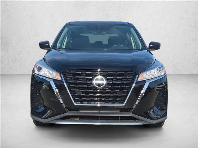 Used 2023 Nissan Kicks S FWD image 2