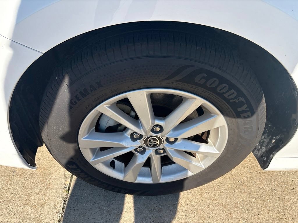 Used 2026 Toyota Camry LE FWD image 10