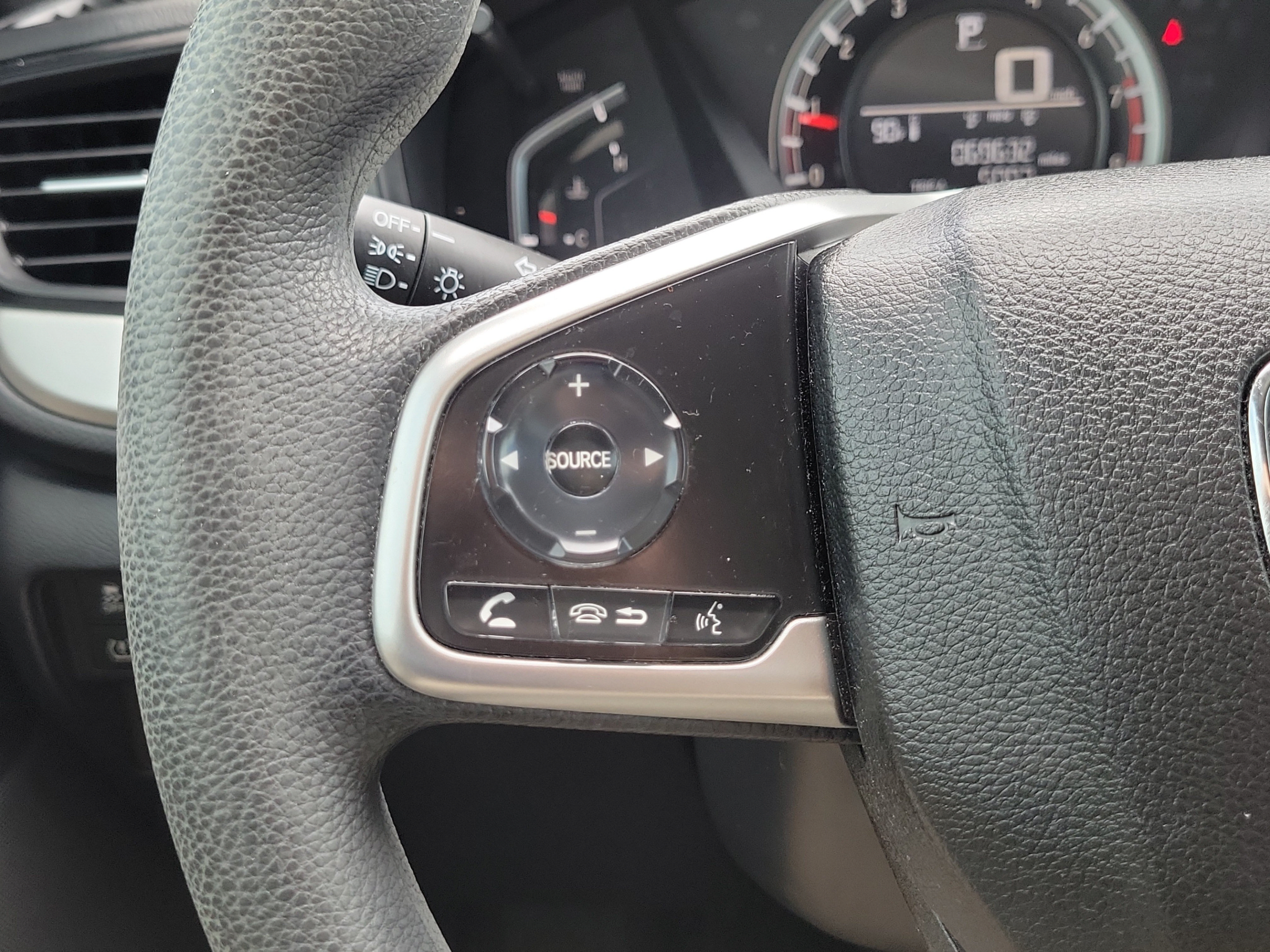 Certified 2019 Honda CR-V LX image 28