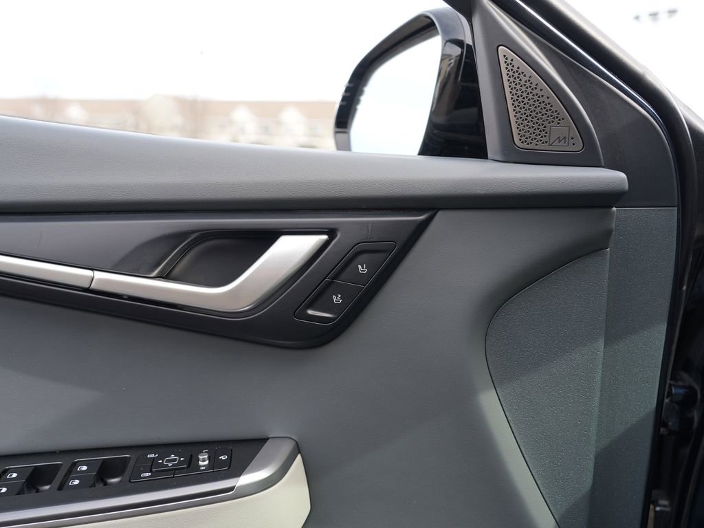 Used 2023 Kia EV6 Wind w/ Wind Technology Package image 18