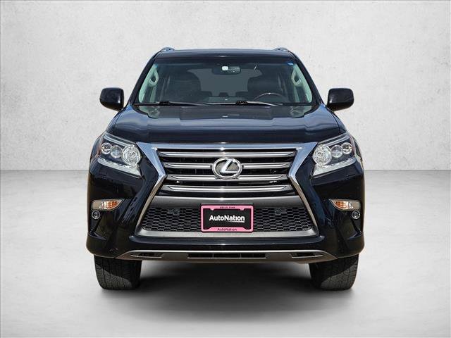 Used 2017 Lexus GX 460 image 2