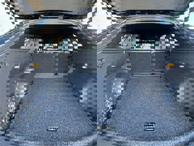 Used 2021 Volkswagen Atlas Cross Sport SE image 23