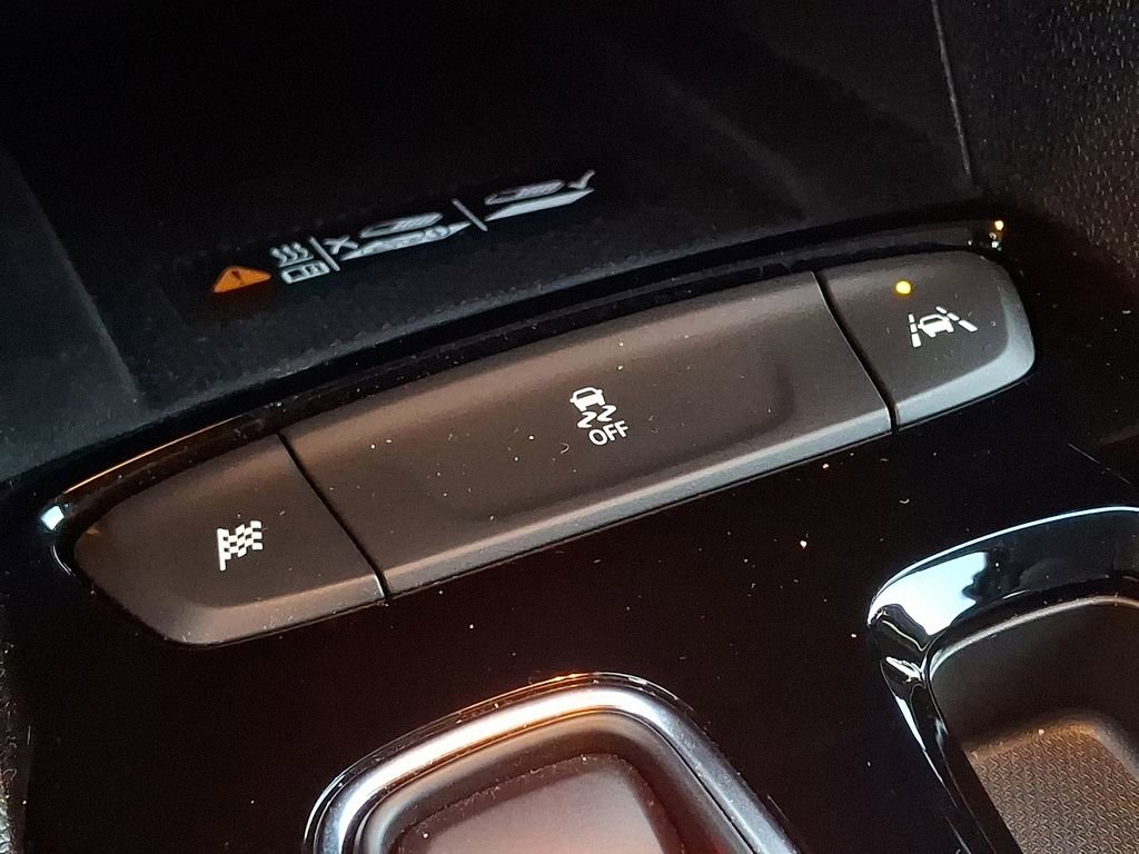 Certified 2023 Chevrolet Bolt EUV LT w/ Comfort Package image 23