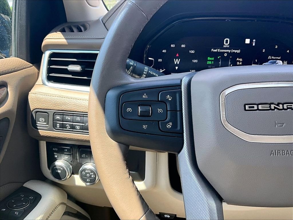 Used 2022 GMC Yukon Denali AWD/4WD image 24