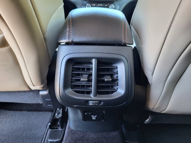 Used 2016 Jeep Cherokee Limited AWD/4WD image 25