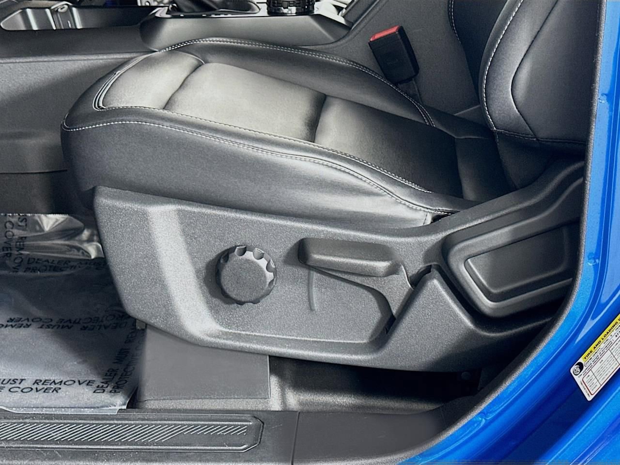 Used 2025 Ford Bronco Badlands image 20