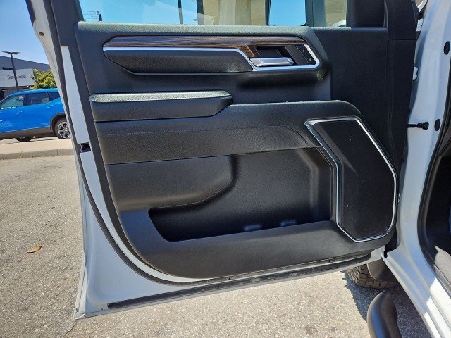 Used 2024 Chevrolet Silverado 3500 LT w/ Convenience Package AWD/4WD image 21
