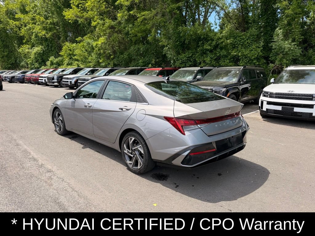 Certified 2025 Hyundai Elantra SEL FWD image 5