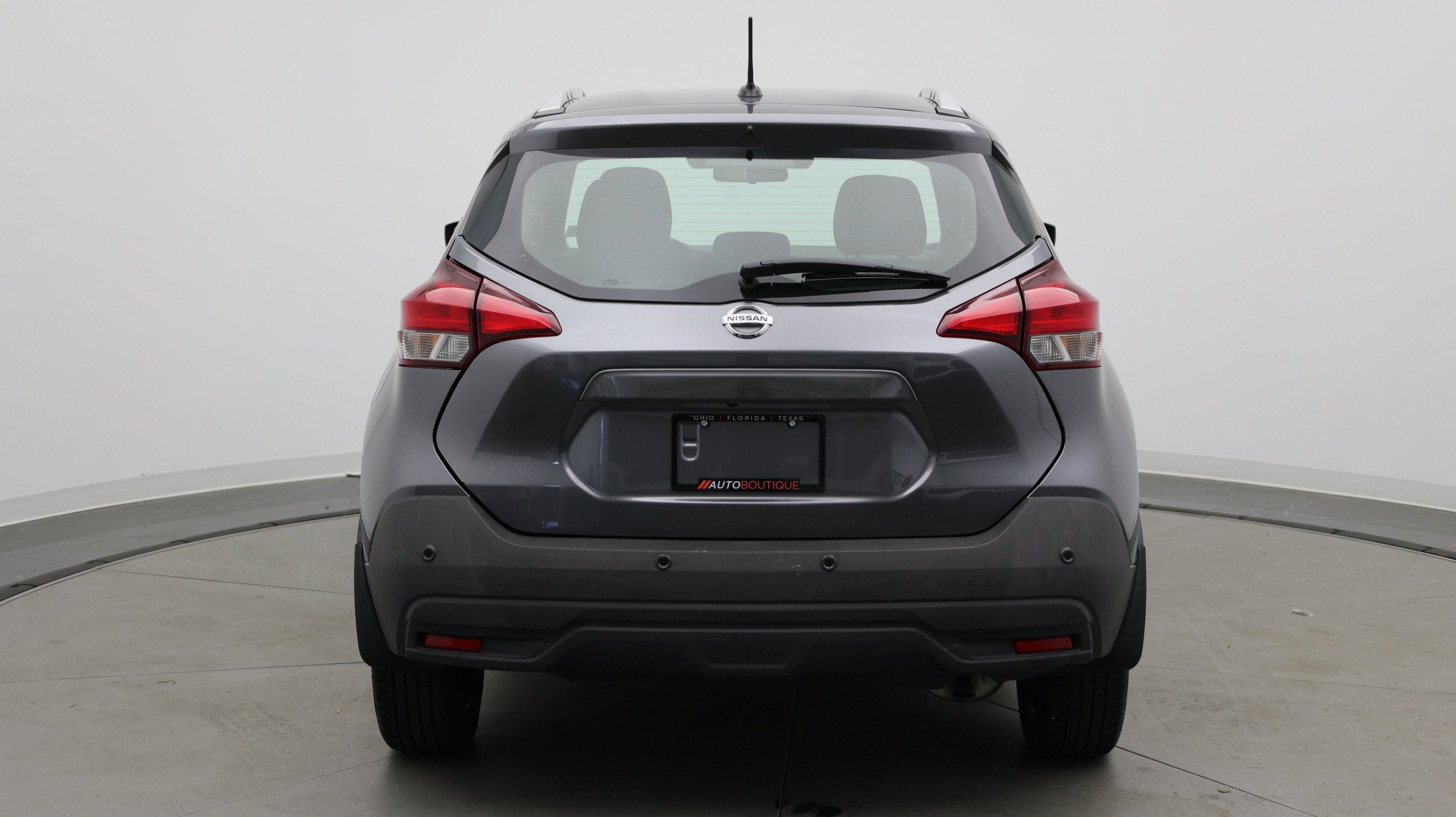 Used 2020 Nissan Kicks SV FWD image 6