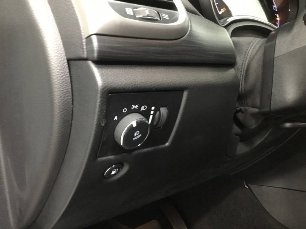 Used 2021 Jeep Grand Cherokee Laredo X AWD/4WD image 9
