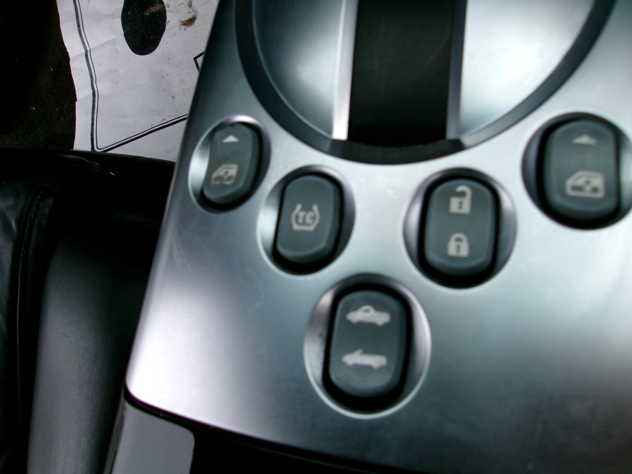 Used 2003 Chevrolet SSR w/ Preferred Equipment Group image 18