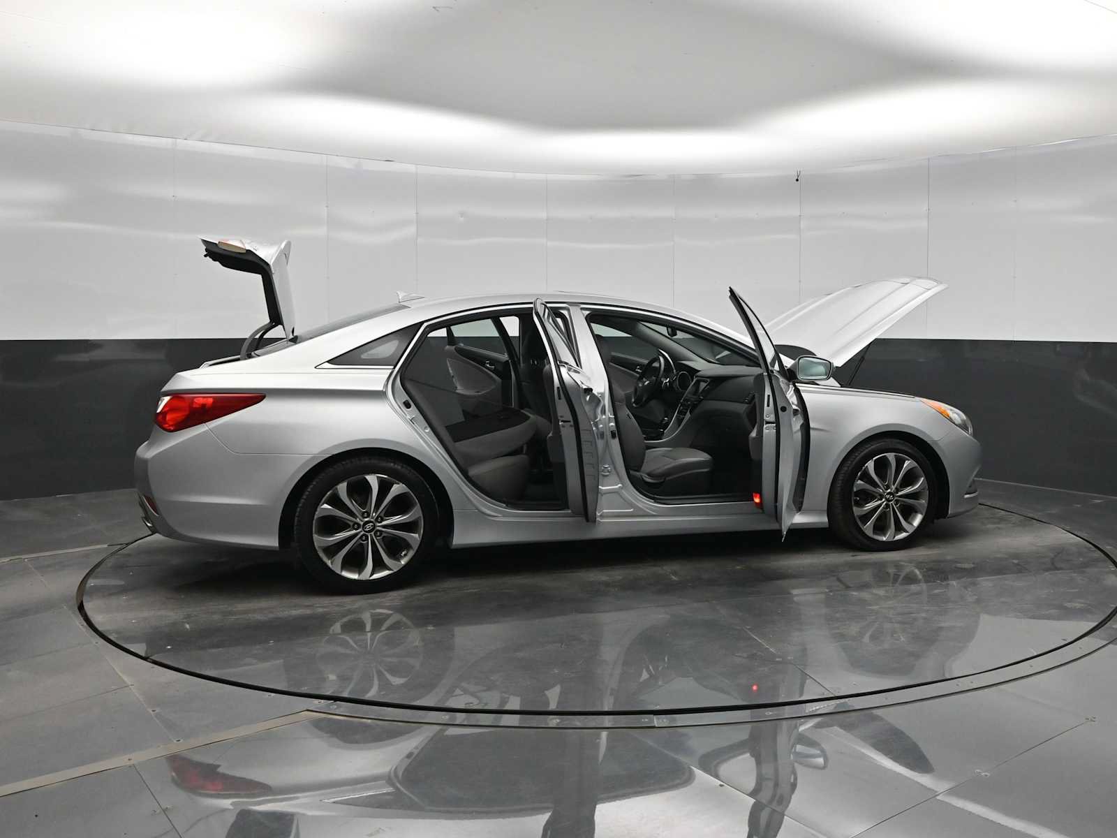 Used 2014 Hyundai Sonata SE w/ Premium Package 03 FWD image 45
