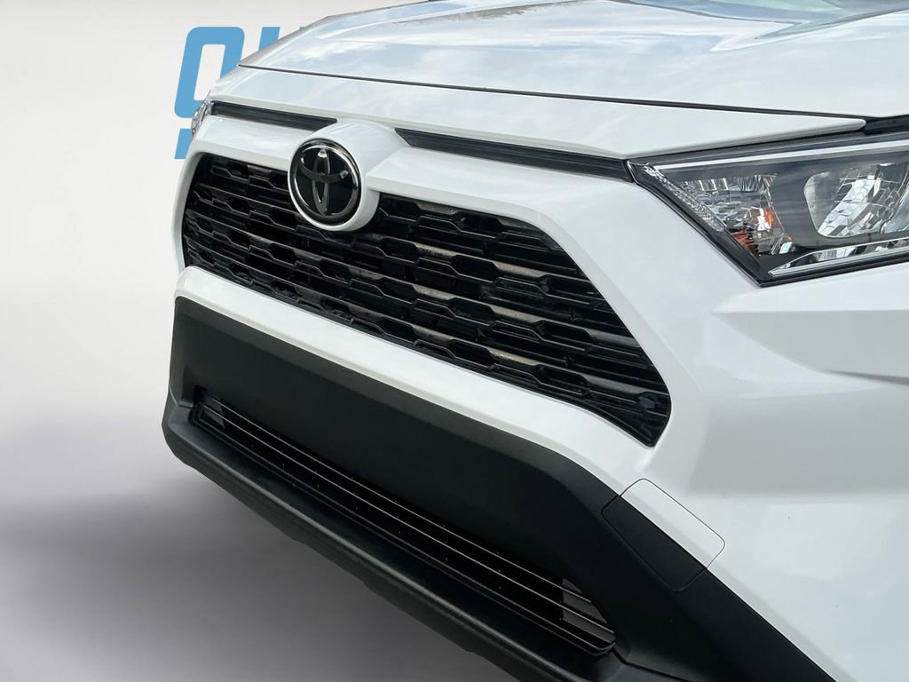 Used 2019 Toyota RAV4 XLE image 23