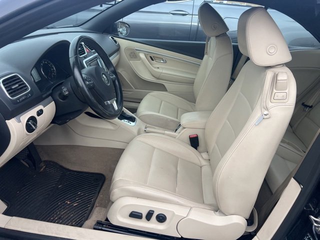 Used 2016 Volkswagen Eos Komfort image 8