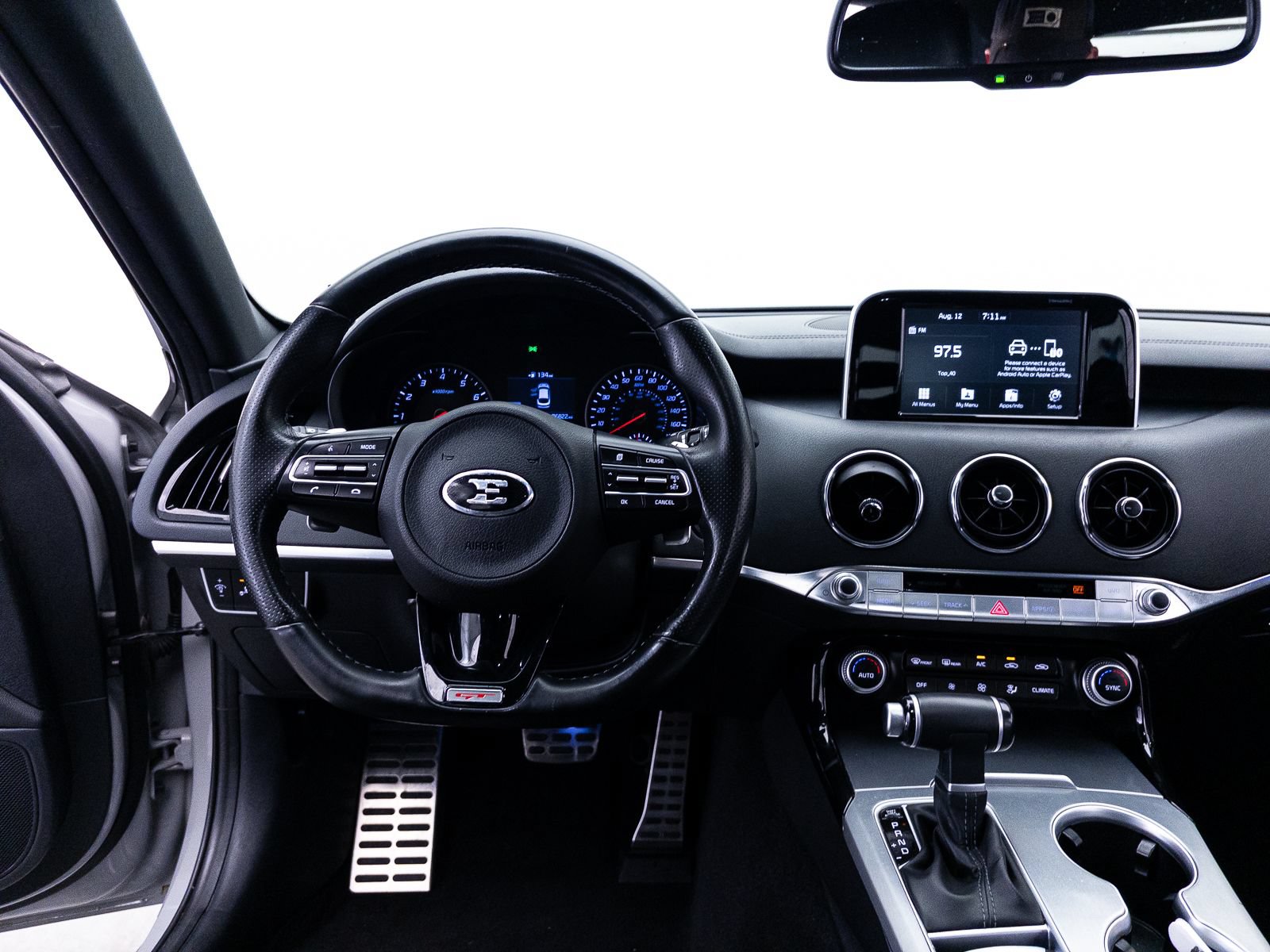 Used 2019 Kia Stinger GT RWD image 3