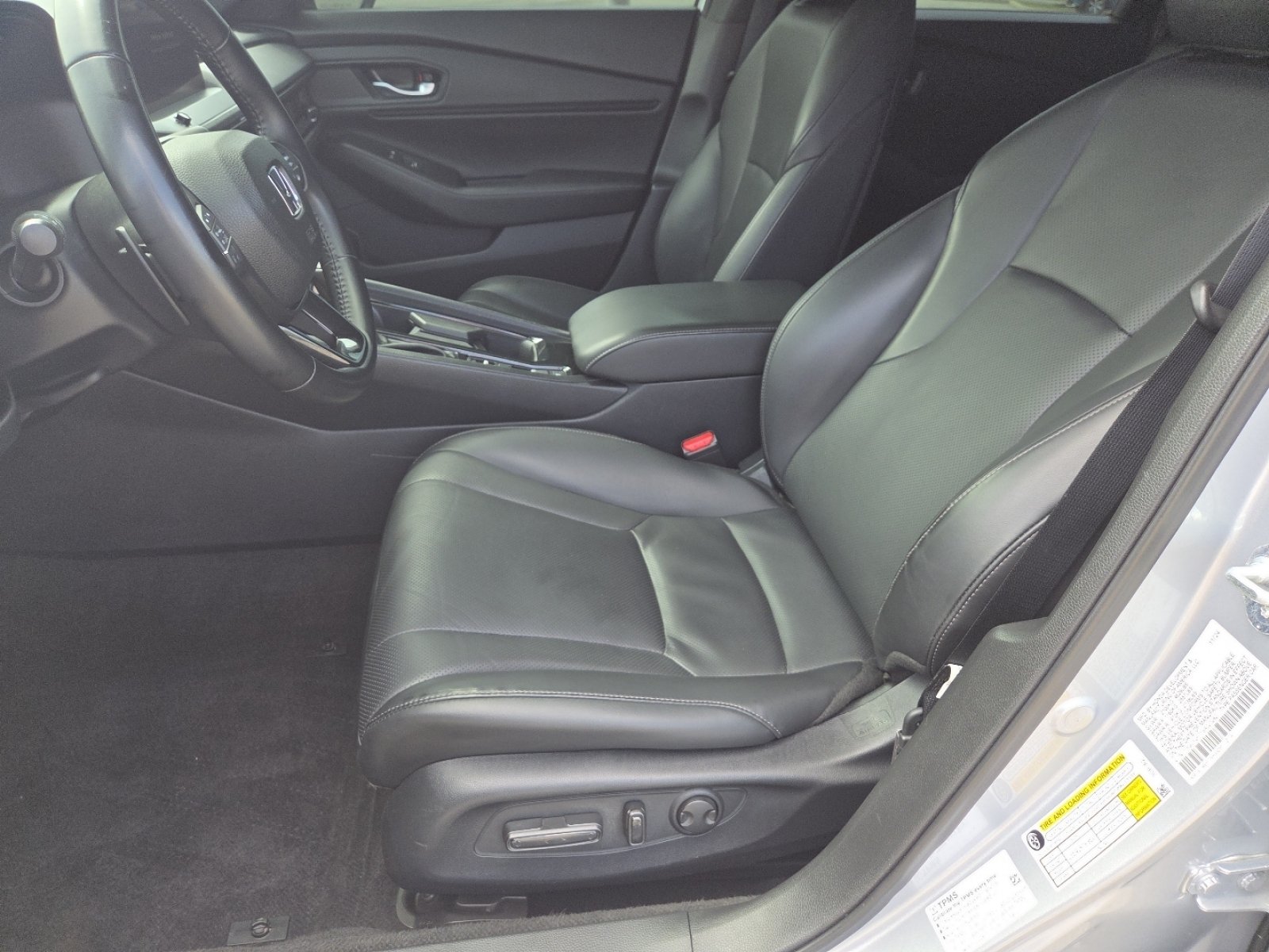 Used 2025 Honda Accord Sport image 25