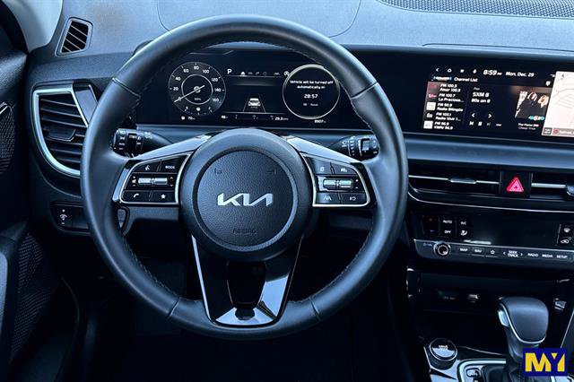 Used 2024 Kia Seltos S image 17