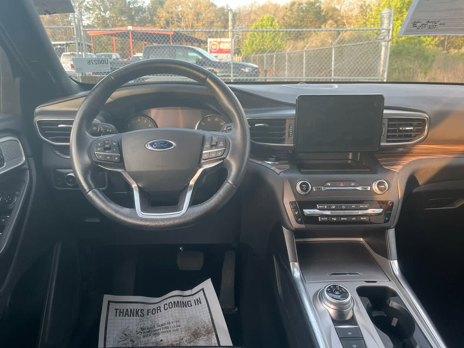 Used 2020 Ford Explorer Limited RWD image 5