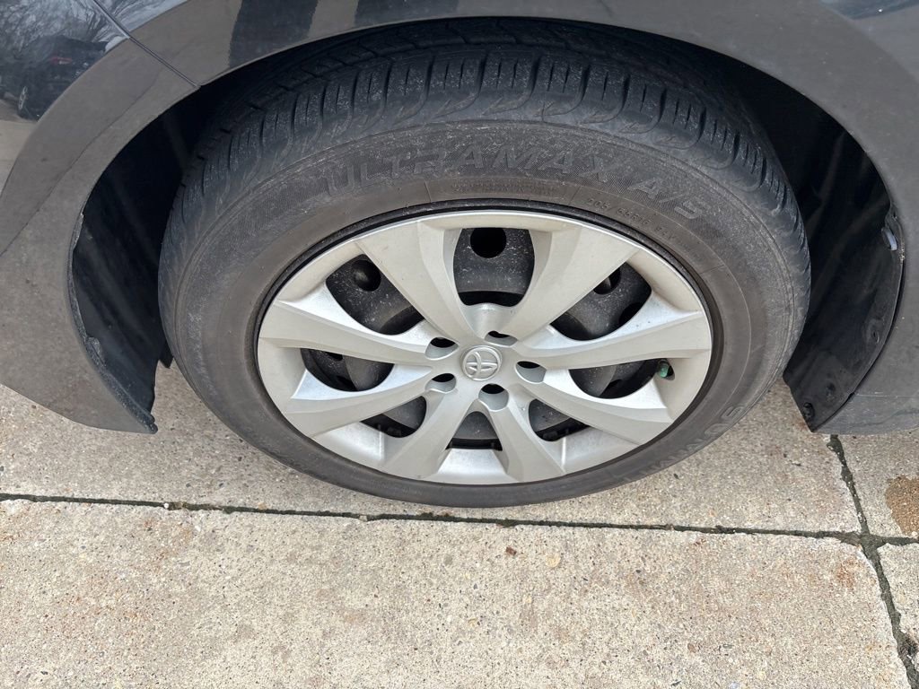 Used 2022 Toyota Corolla LE image 10