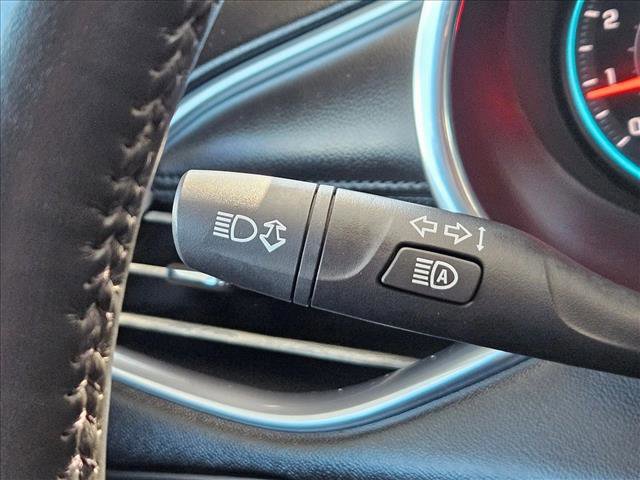 Used 2017 Chevrolet Malibu Premier w/ Premier Sun and Wheel Package image 23