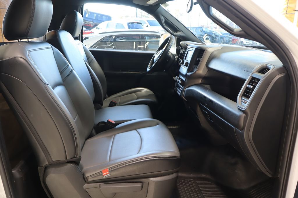 Used 2022 RAM 3500 Tradesman w/ Chrome Appearance Group image 10