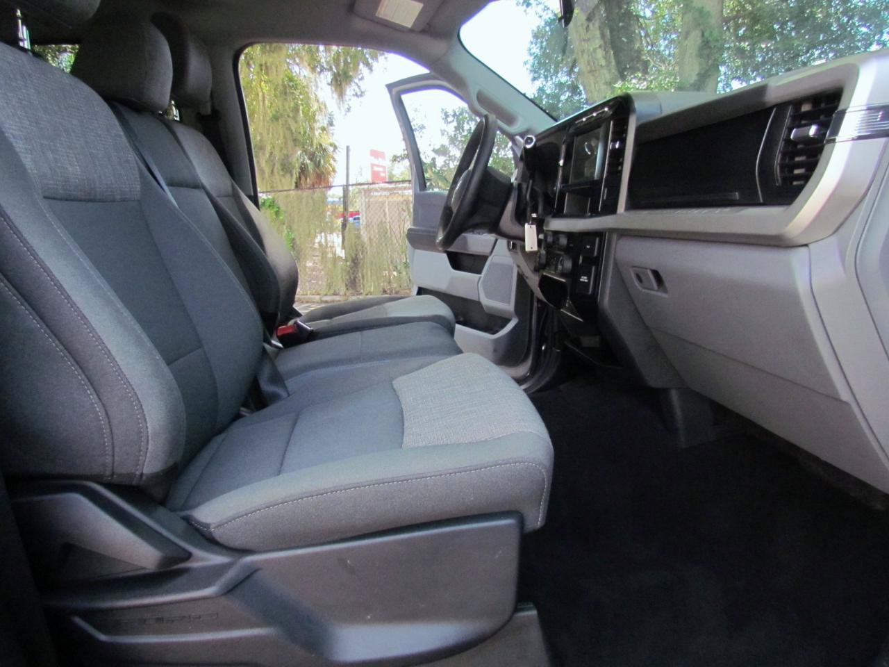 Used 2024 Ford F350 XLT AWD/4WD image 25