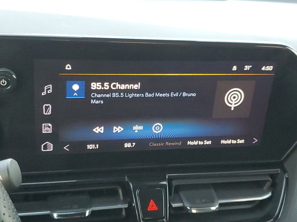 Used 2024 Chevrolet TrailBlazer RS image 22