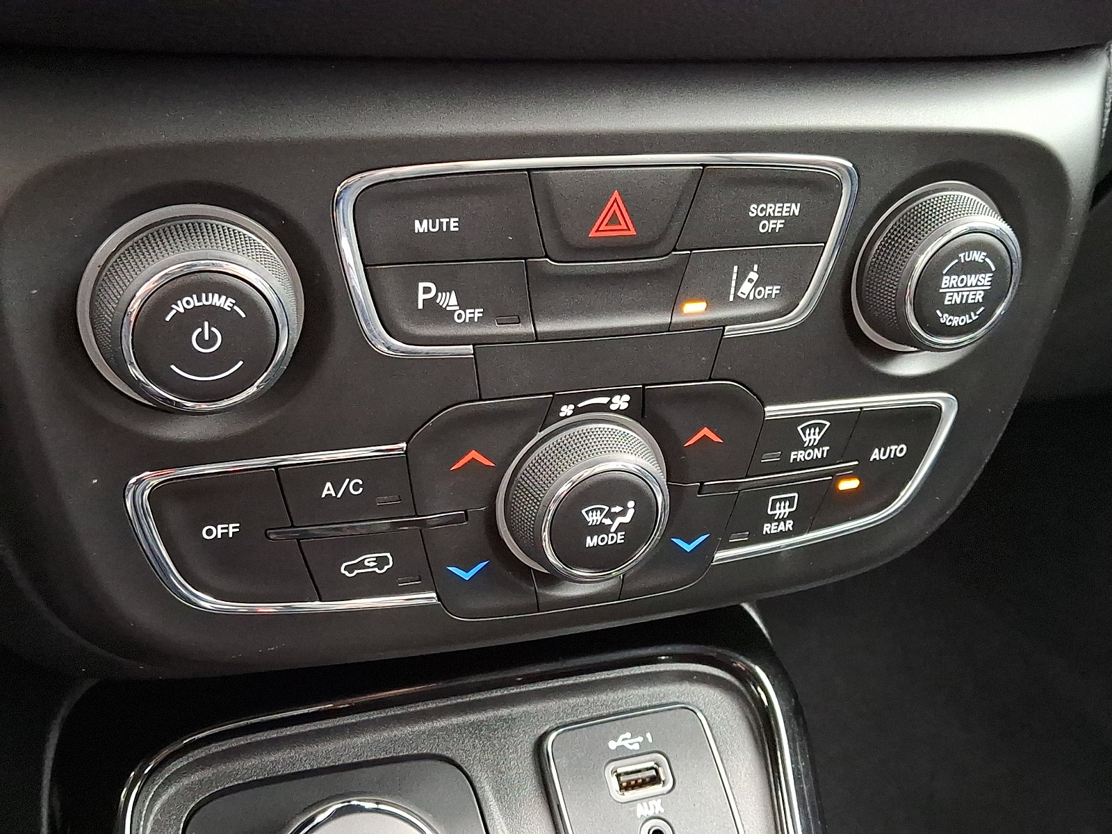 Used 2021 Jeep Compass Limited AWD/4WD image 15