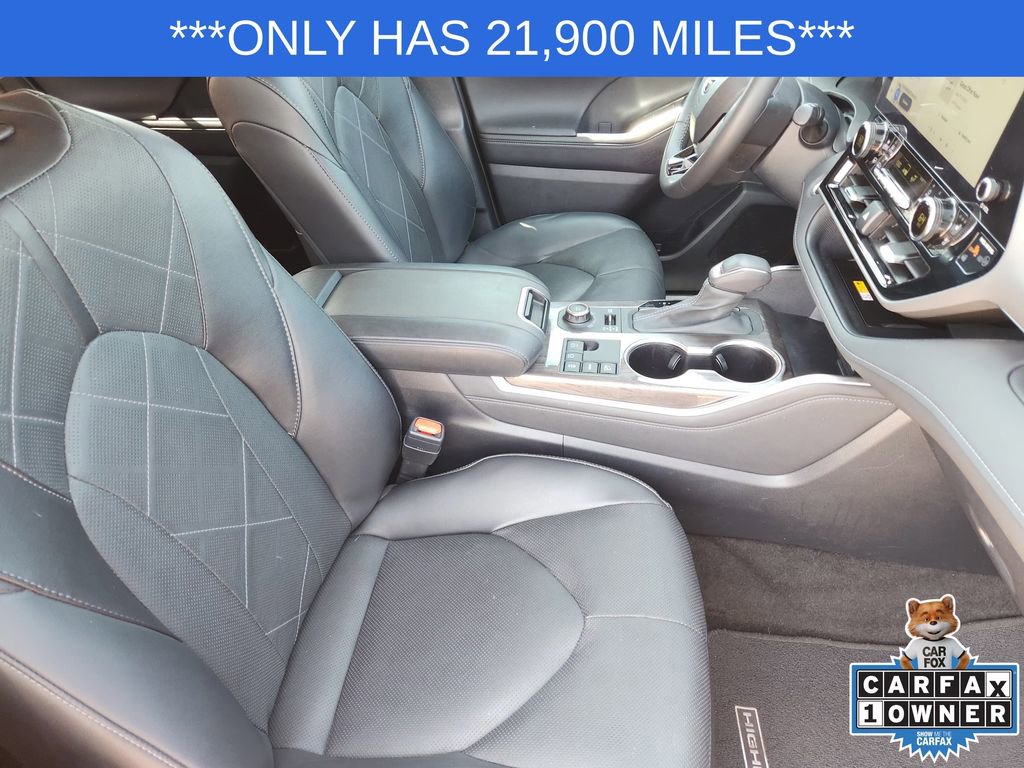 Used 2024 Toyota Highlander Platinum AWD/4WD image 14