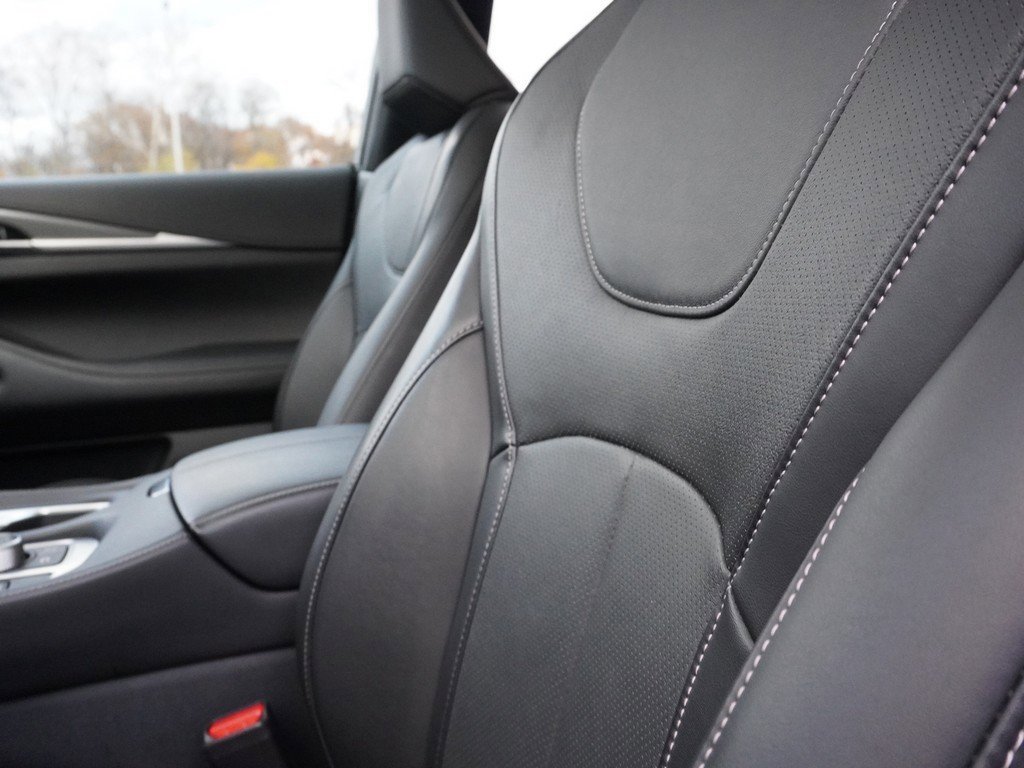 Used 2025 INFINITI QX60 Luxe image 38