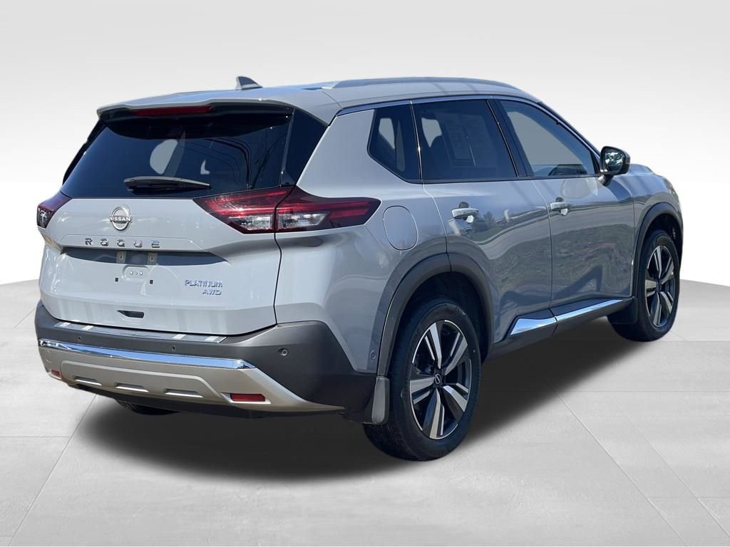 Certified 2023 Nissan Rogue Platinum w/ Platinum Premium Package AWD/4WD image 4