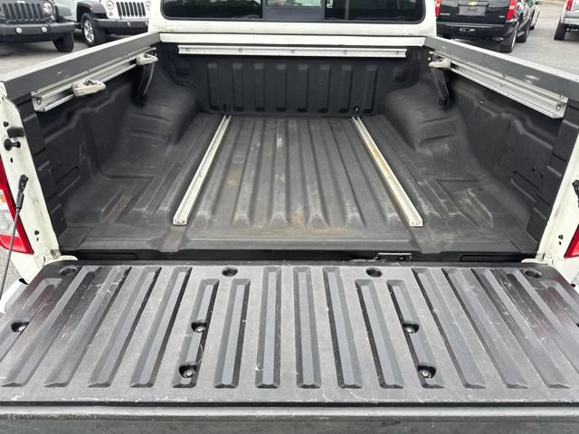 Used 2018 Nissan Frontier SV w/ Value Truck Package AWD/4WD image 10