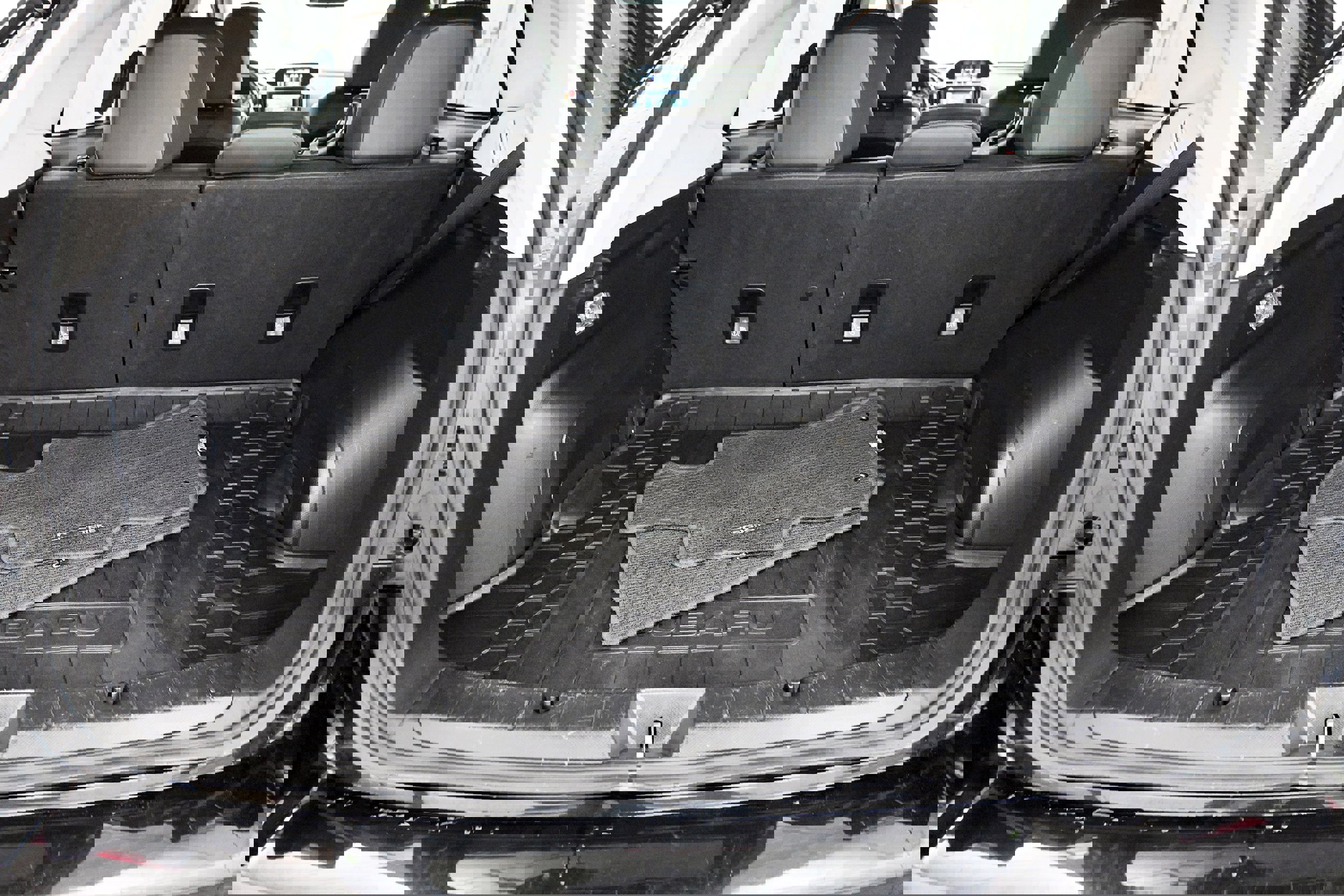 Used 2019 Subaru Crosstrek 2.0i Limited w/ Moonroof Package w/Navigation image 29