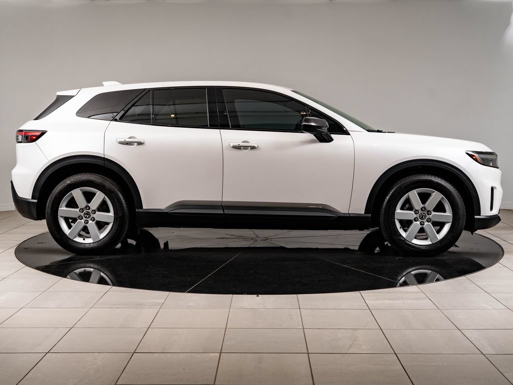 Used 2024 Honda Prologue EX image 11