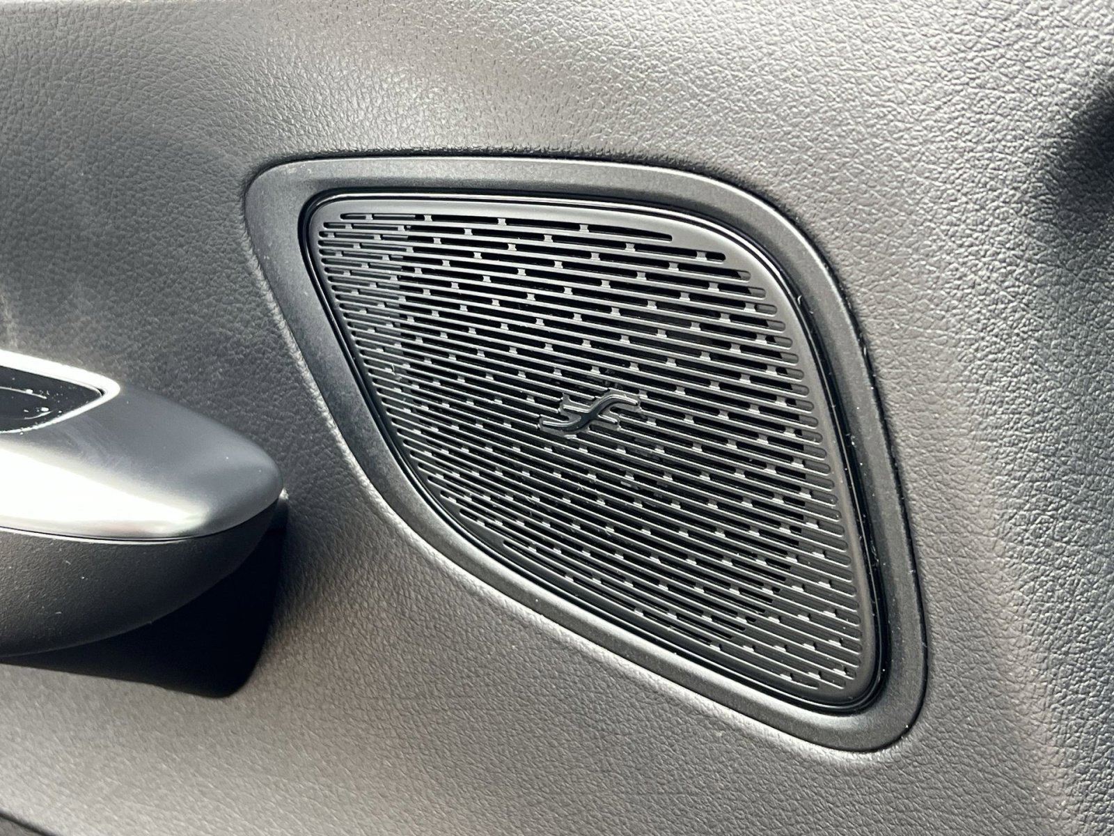 New 2026 Mercedes-Benz GLC 300 4MATIC image 34