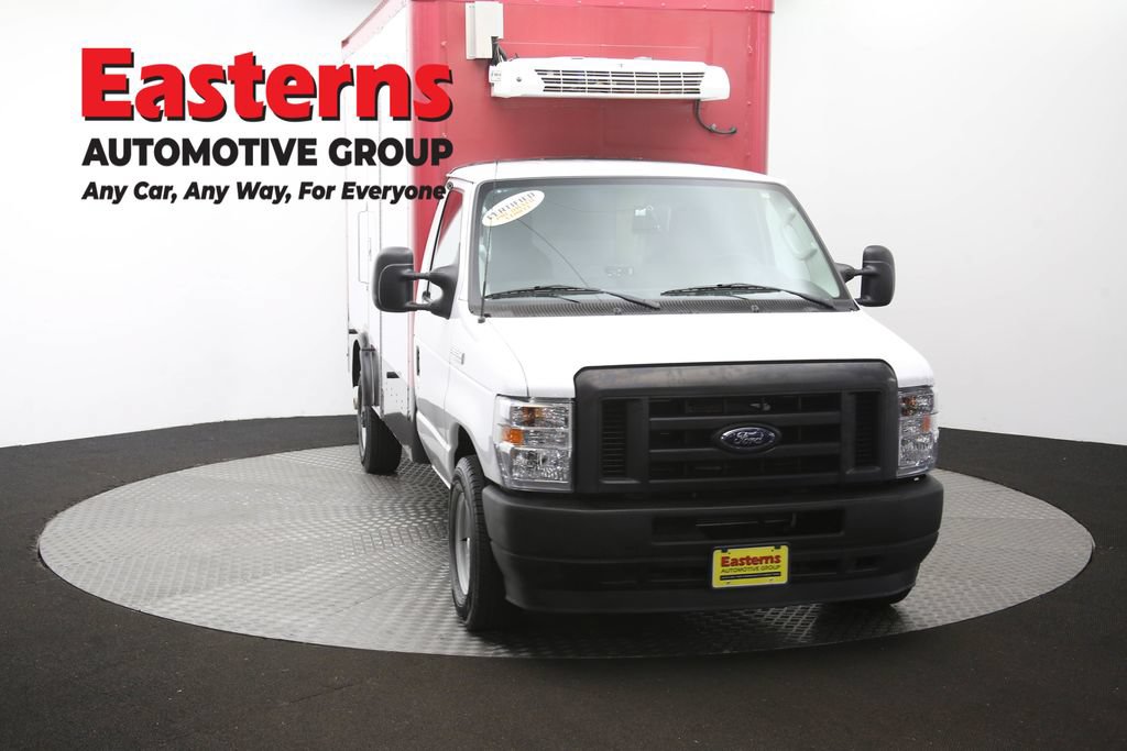 Used 2023 Ford E-350 and Econoline 350 Super Duty w/ Power Windows & Locks Group RWD image 50