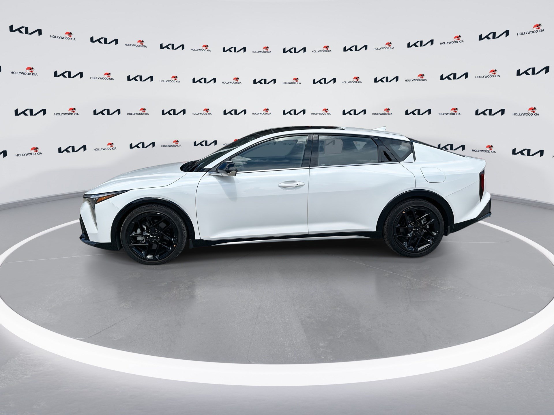 Certified 2025 Kia K4 GT-Line Turbo FWD image 5
