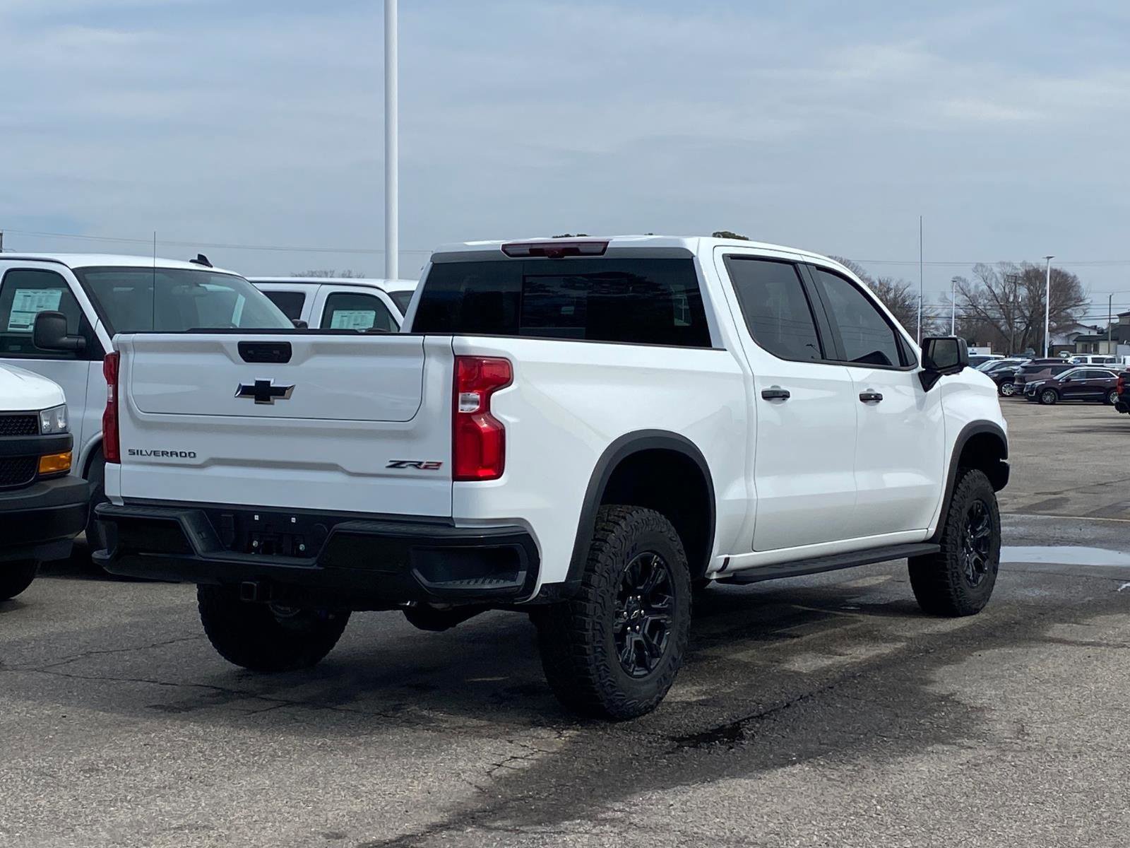 New 2025 Chevrolet Silverado 1500 ZR2 w/ Technology Package AWD/4WD image 3