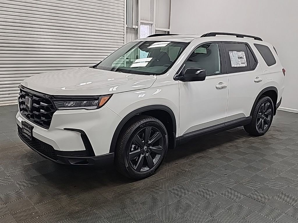 New 2025 Honda Pilot Sport image 4