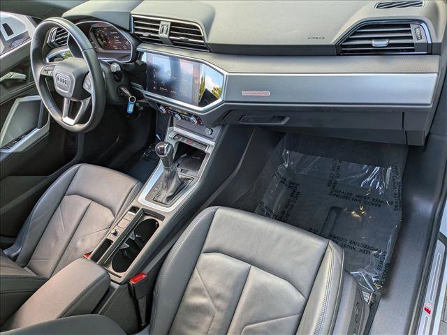 Used 2022 Audi Q3 2.0T Premium Plus w/ Premium Plus Package image 22