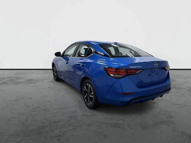 Used 2024 Nissan Sentra SV FWD image 2