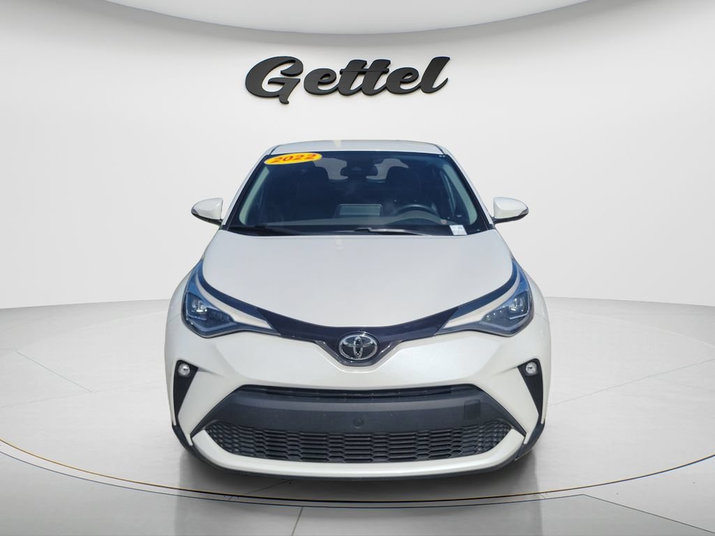 Used 2022 Toyota C-HR Limited FWD image 2