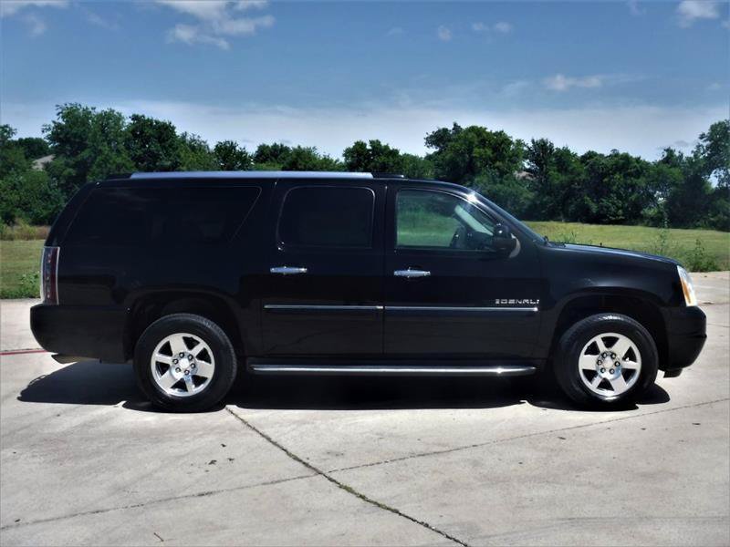 Used 2012 GMC Yukon XL Denali AWD/4WD image 5