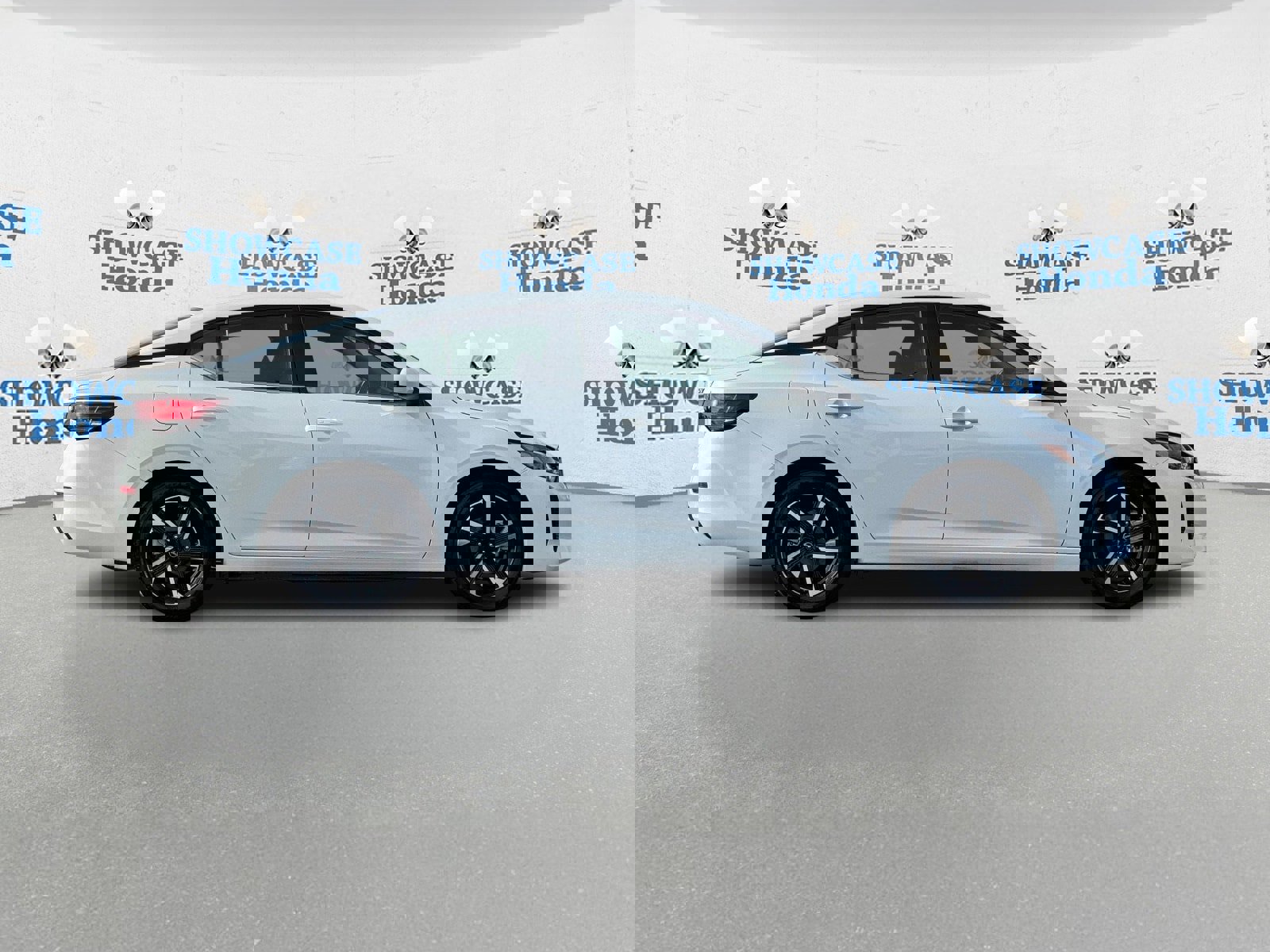 Used 2024 Nissan Sentra SV image 9