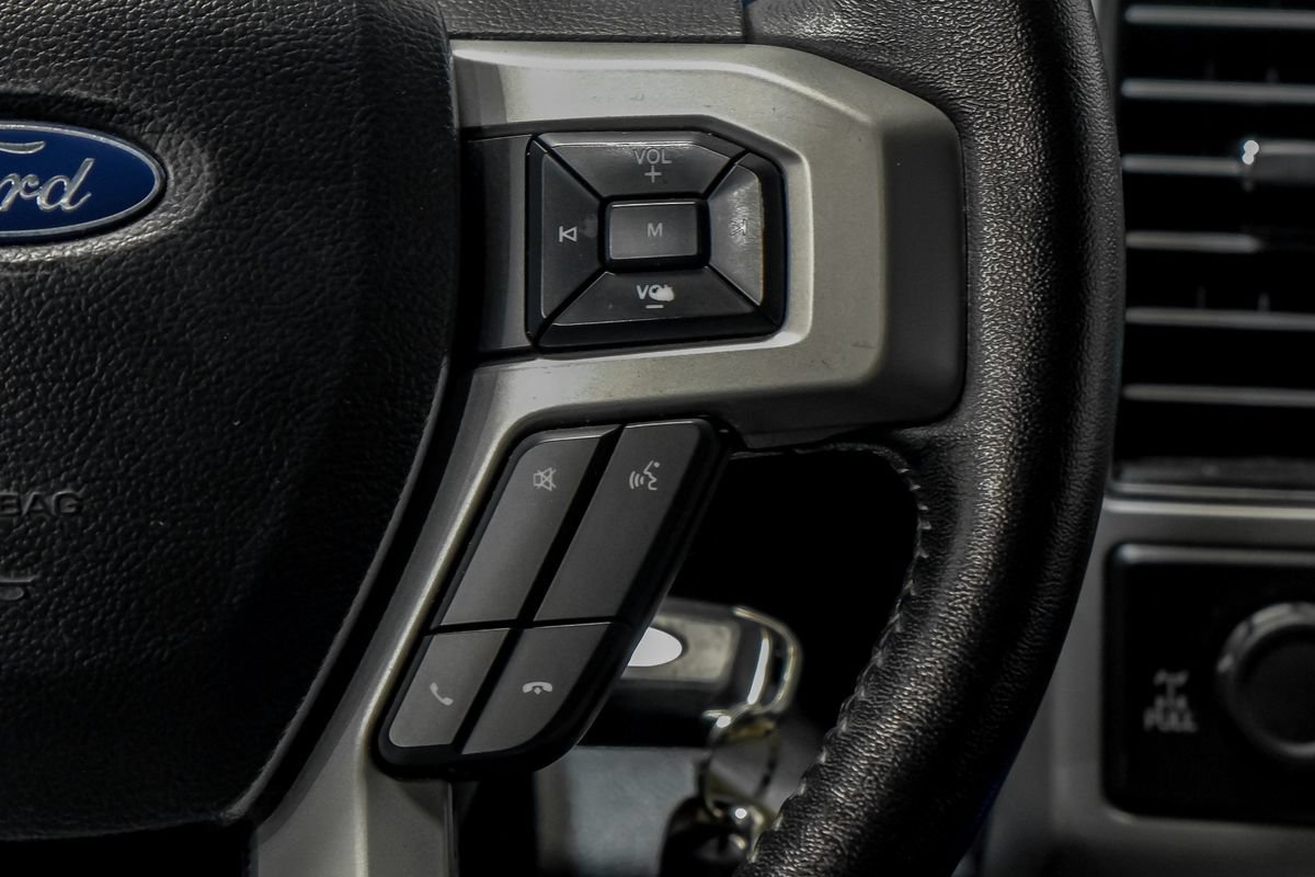 Used 2019 Ford F250 Lariat w/ Lariat Value Package AWD/4WD image 17
