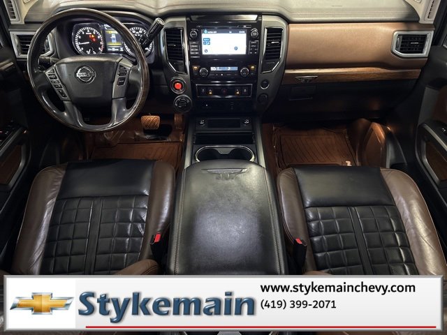 Used 2017 Nissan Titan Platinum Reserve image 4